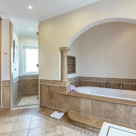 Maureena - Quinta Do Mar Villa Almancil